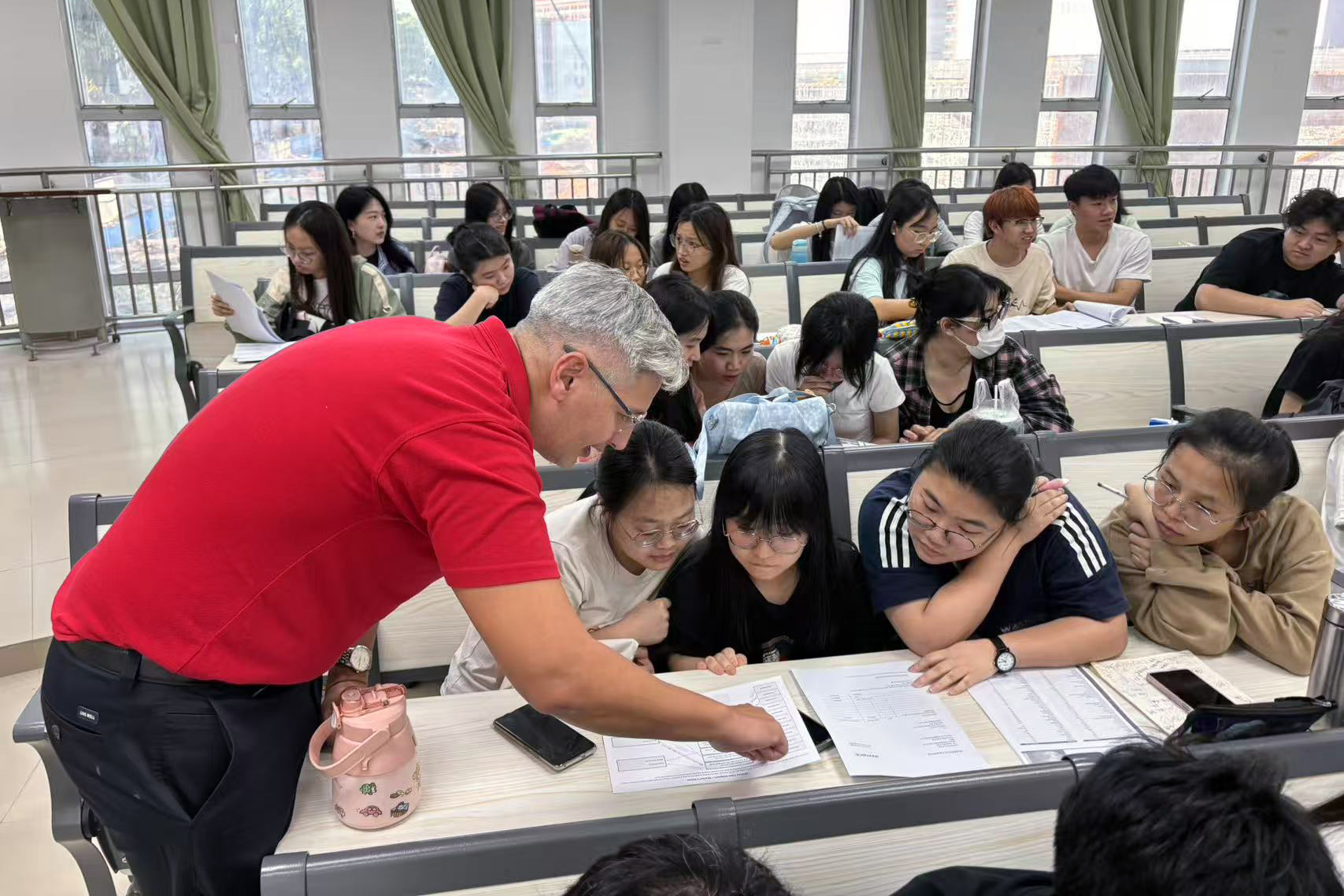 皇家国际