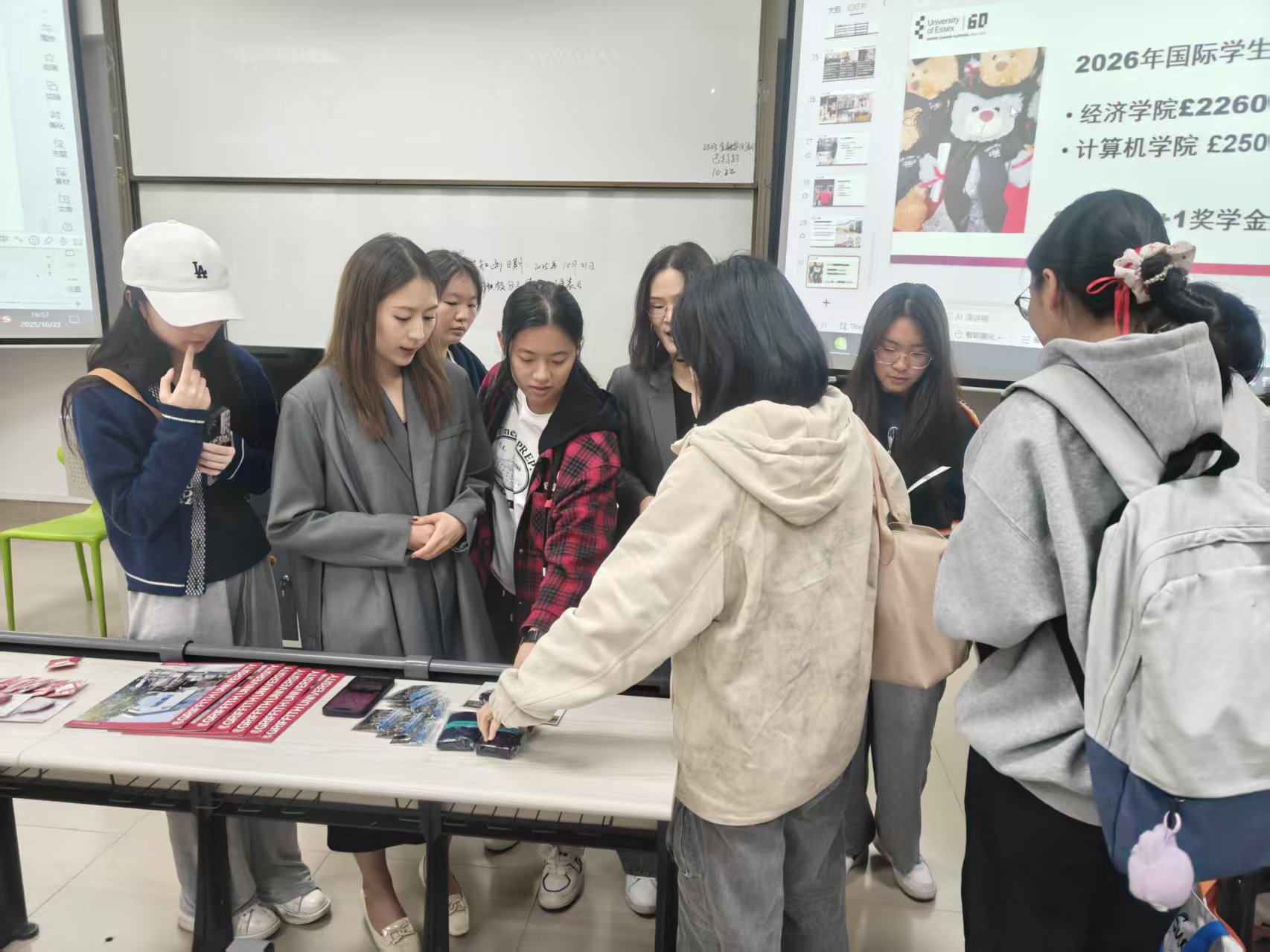 斯旺西大学张老师解答现场.jpg