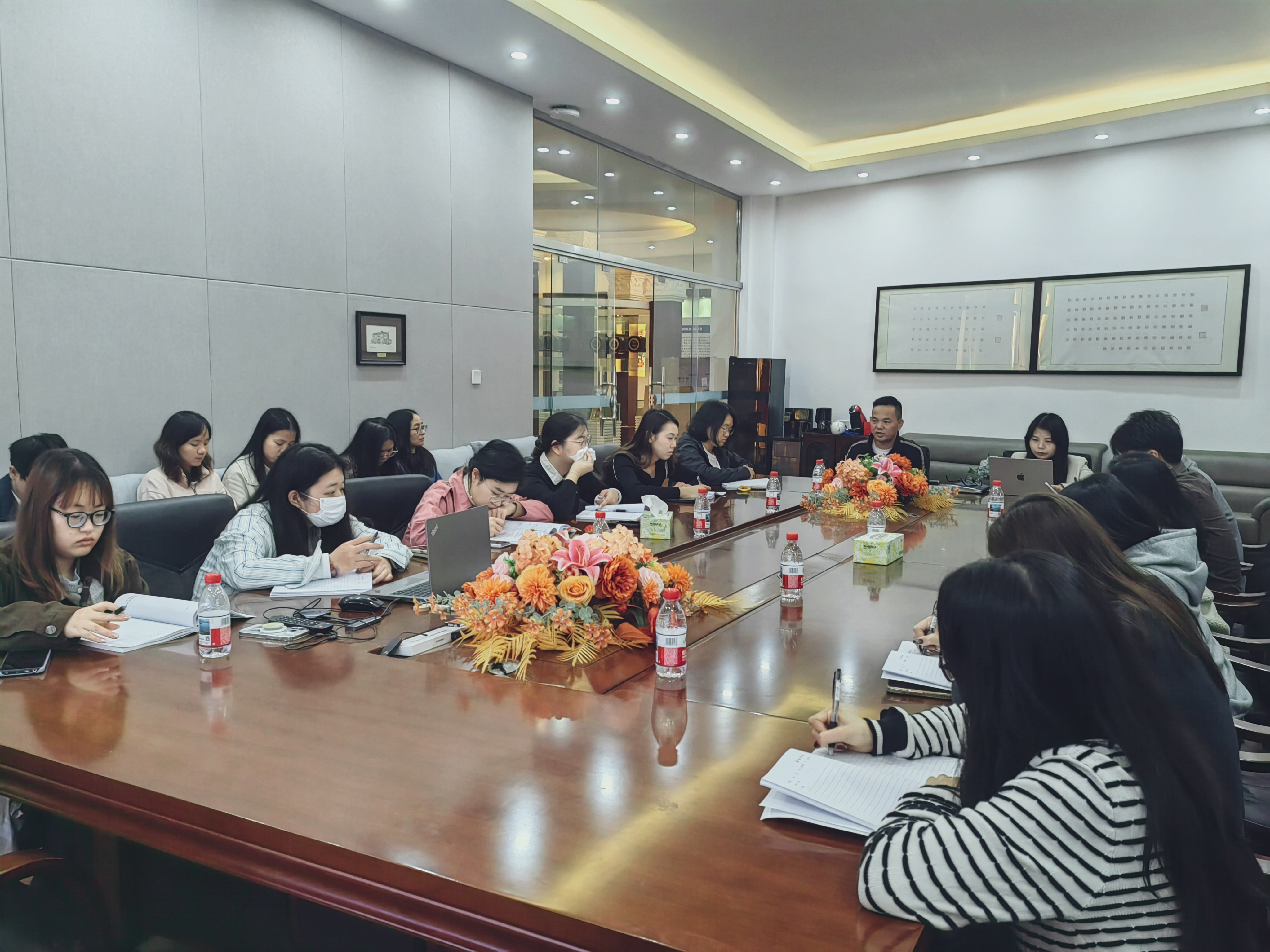 会议现场（二）.jpg