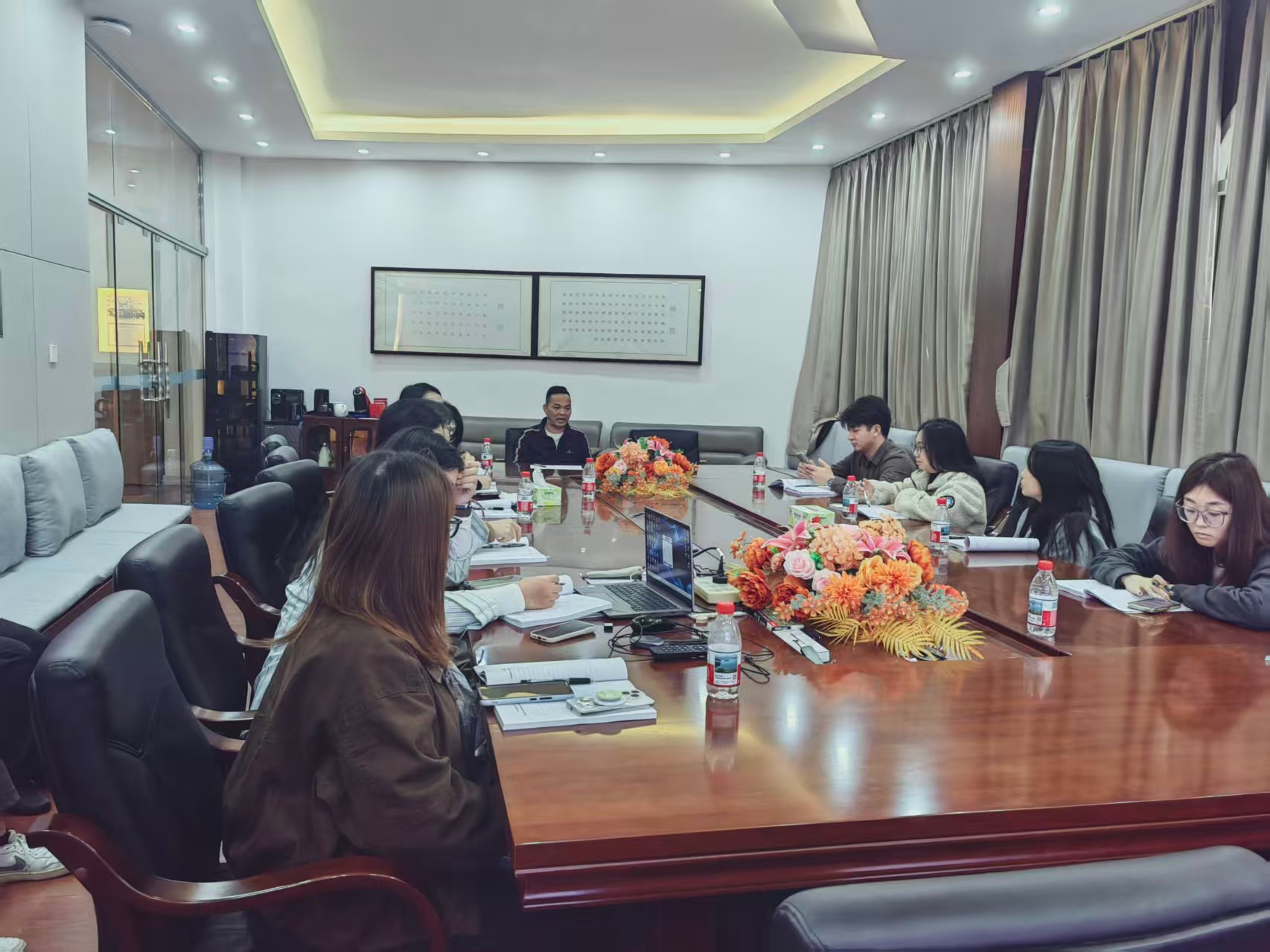 会议现场(二).jpg
