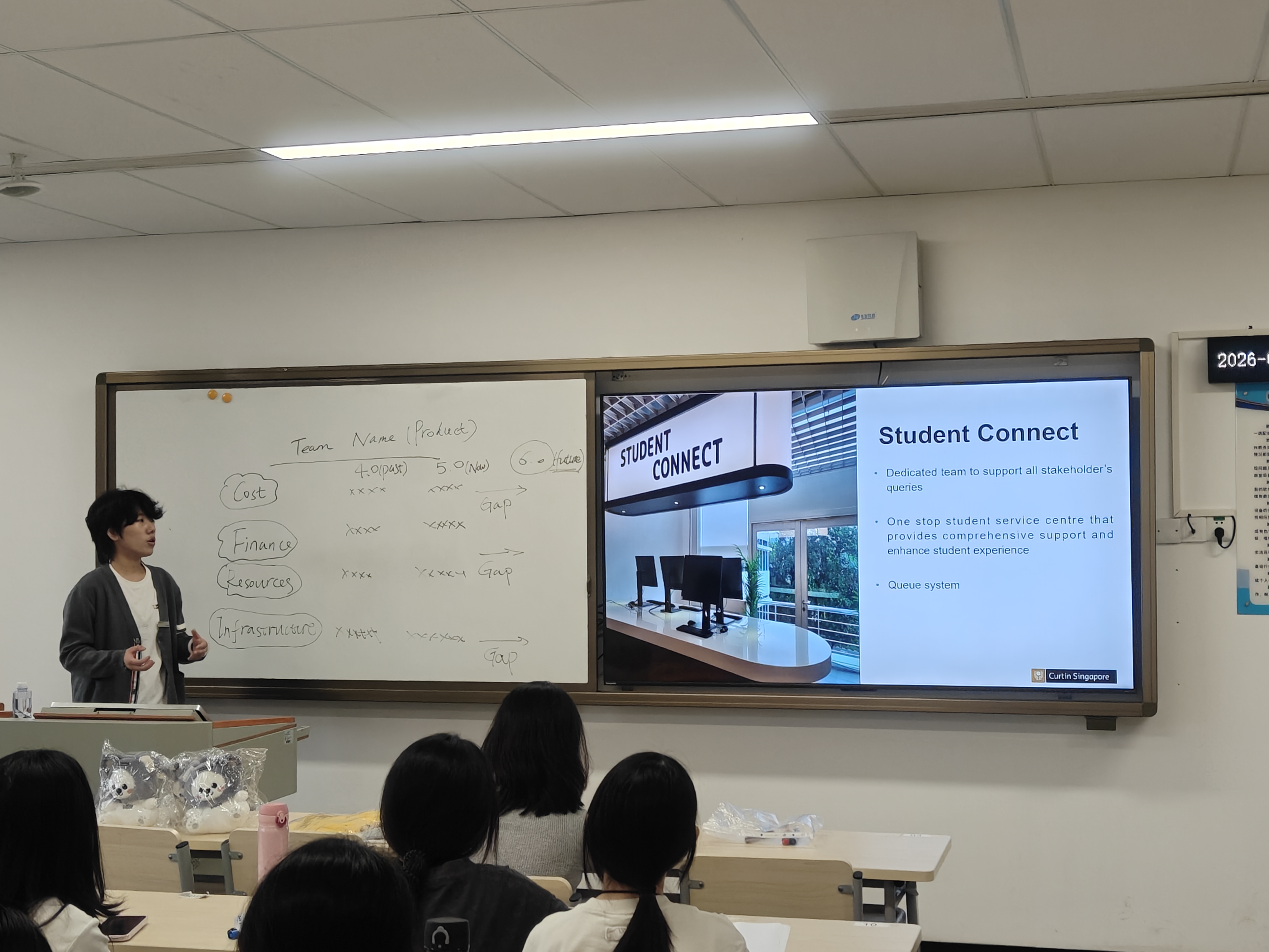 Iris Liu 介绍科廷大学新加坡校区的配套服务与校园生活.jpg