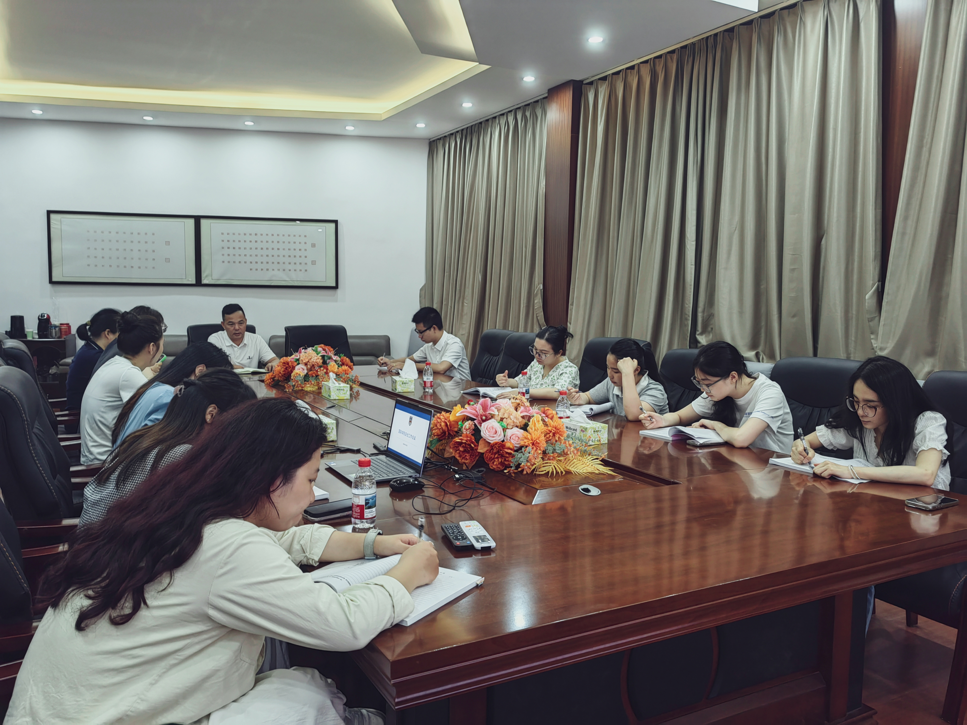会议现场(二).jpg